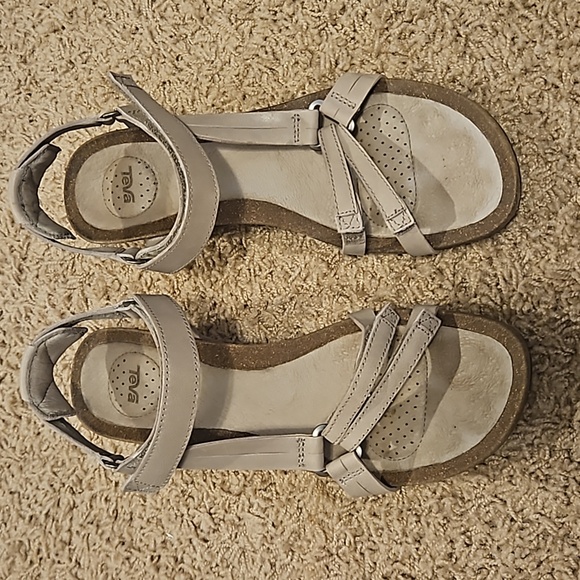 Teva Ysidro Universal Wedge Sandal, Taupe, 10 NEW - Picture 1 of 5